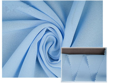 ผ้าชีฟองผ้าฝ้าย 100% นุ่มสีฟ้าอ่อนโพลีเอสเตอร์เหมาะสำหรับเดรส / กางเกงในช่วงฤดูร้อน